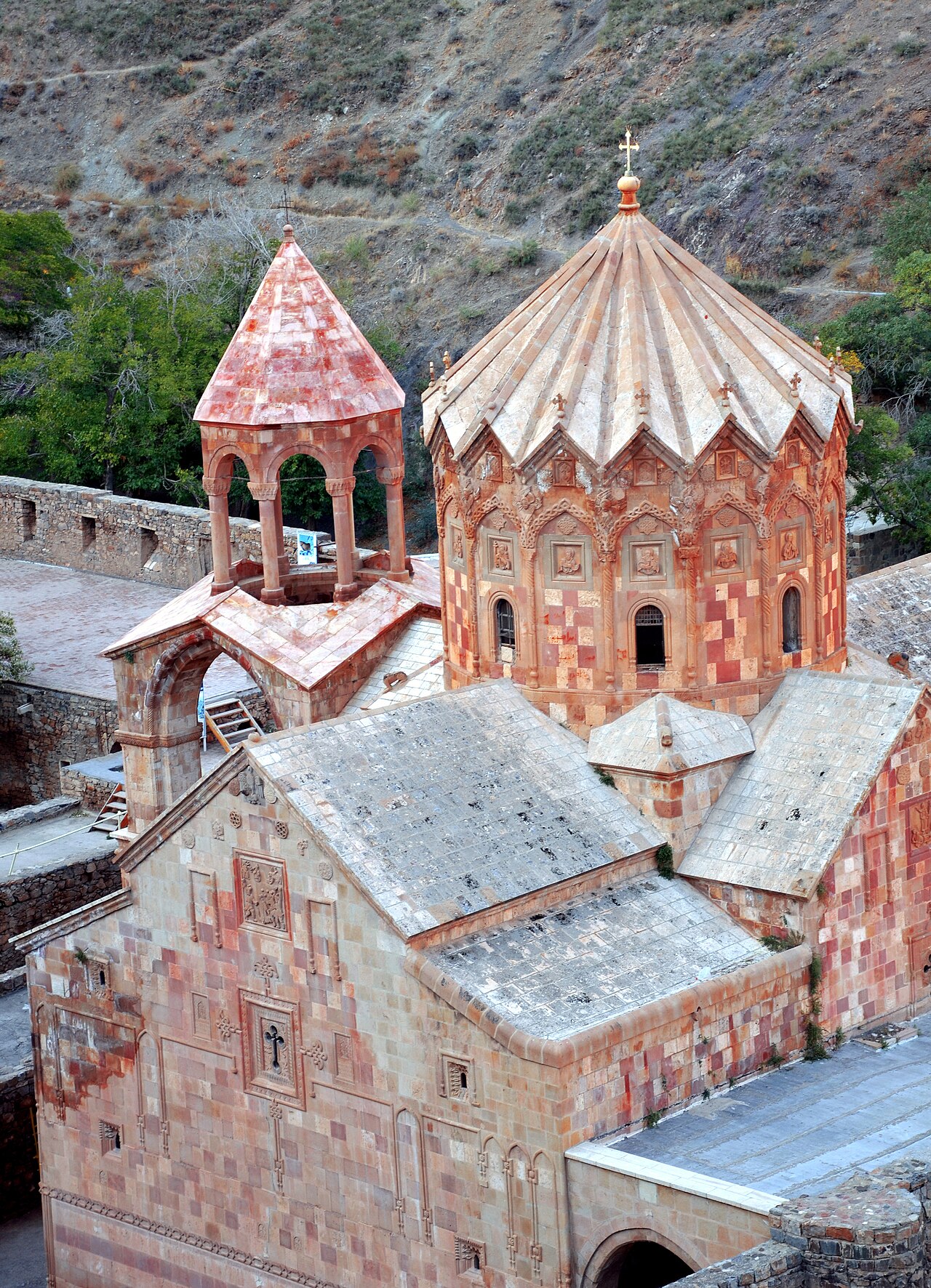 Klasztor św. Stefana (Surb Stepanos, Սուրբ Ստեփանոս վանք; pers. Kelisa-je Sant Estepanus)