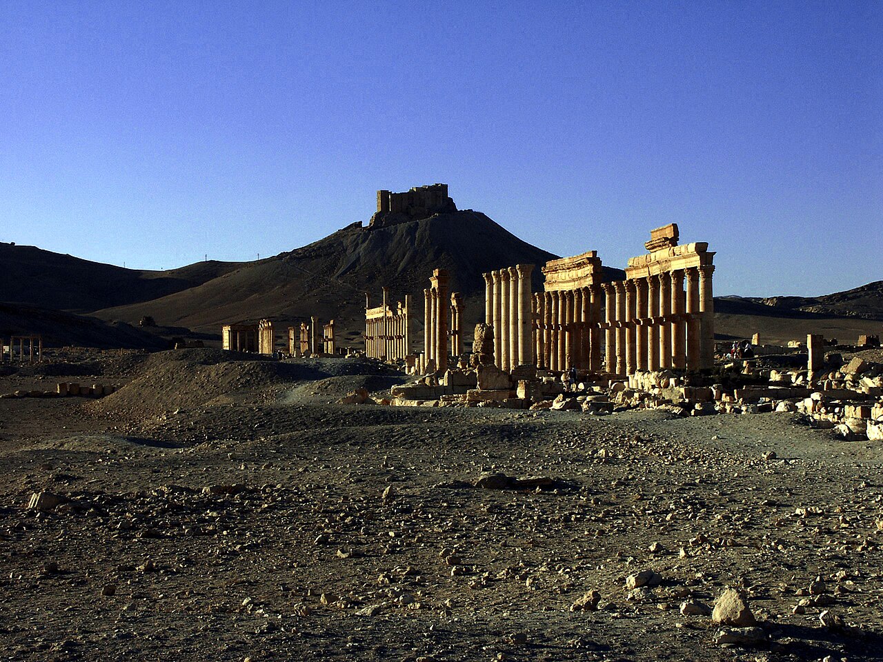 Wzgórze zamkowe nad Tadmurem (Palmyra) – Qalʿat Tadmur