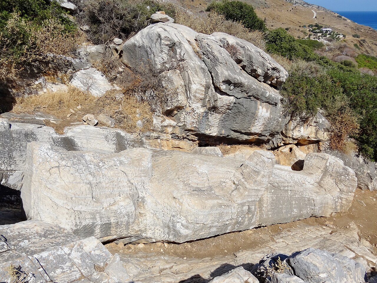 Kuros z Apollonas