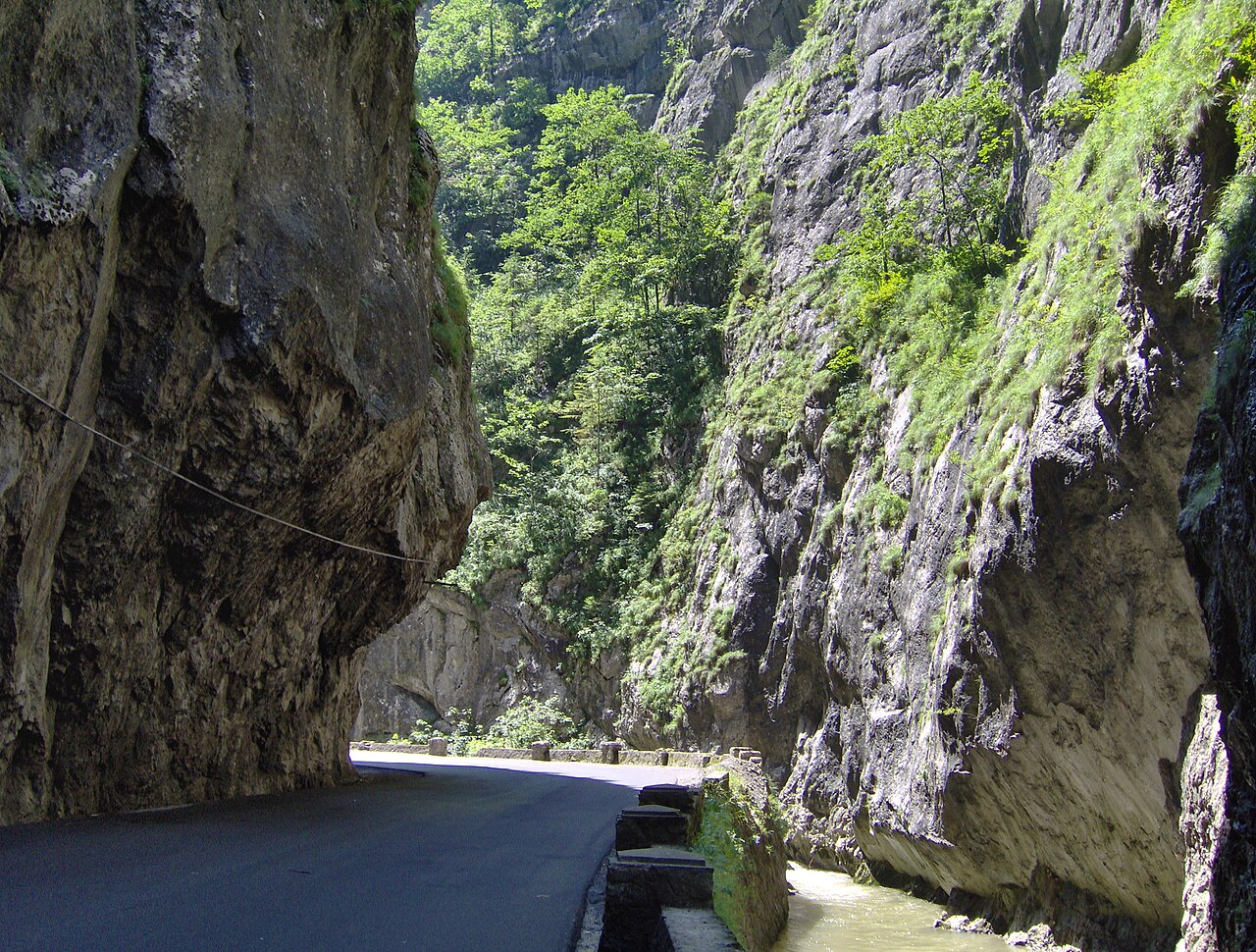 Wąwóz Bicaz: Gheorgheni – Lacu Roșu – Cheile Bicazului – Bicaz (DN12C)