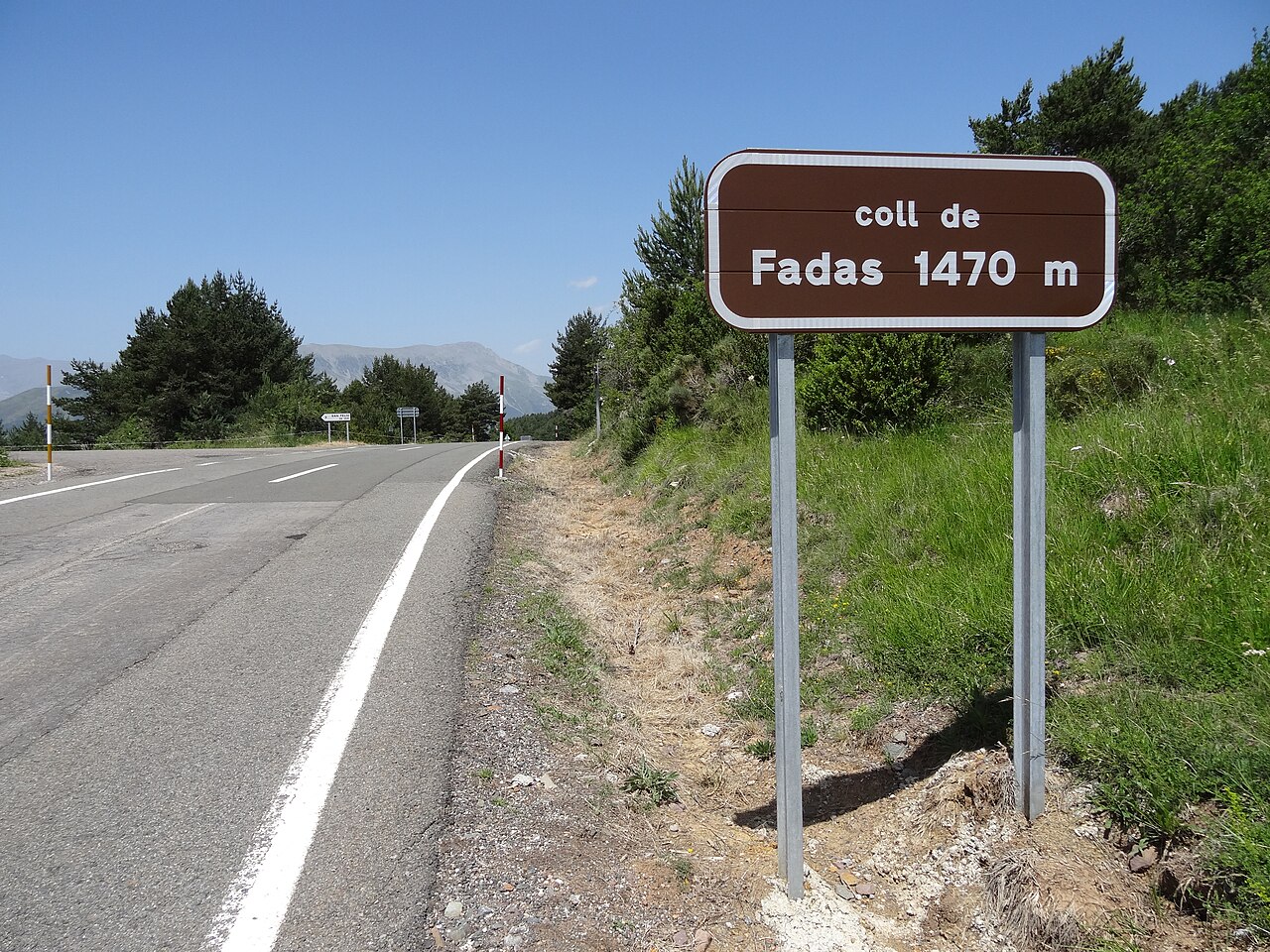 Coll de Fadas (1470 m) na N-260, nad doliną Ésery