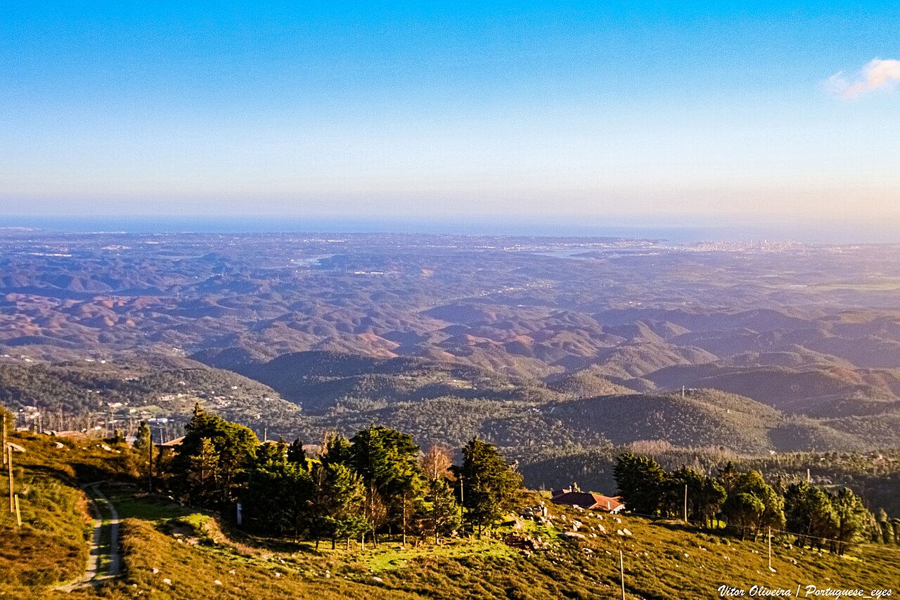 Serra de Monchique: z Porto de Lagos przez Caldas de Monchique na Fóię i do Aljezur (N266, N266-3, N267)
