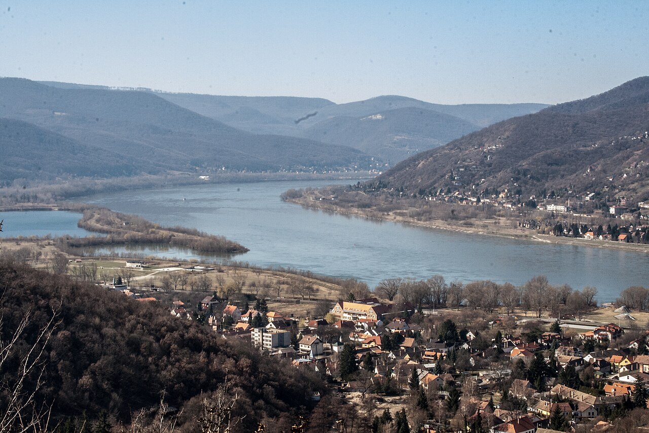 Zakole Dunaju i Pilis: Szentendre – Wyszehrad – Ostrzyhom – Dobogókő – Pomáz (1116, 11, 1111)