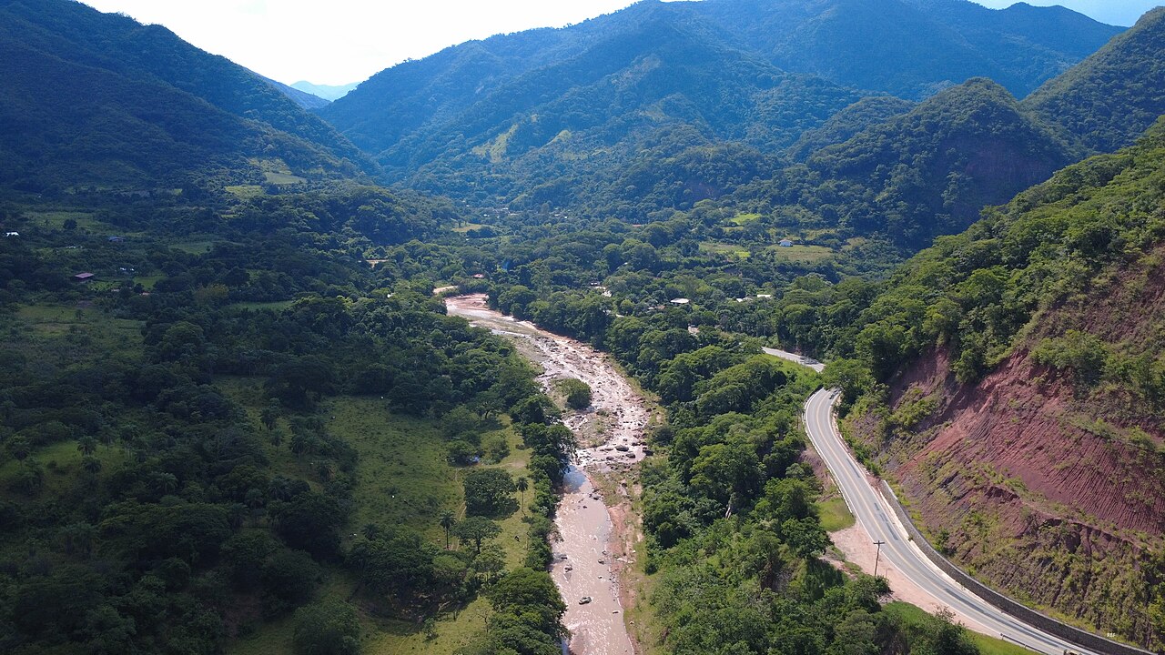 Stara droga Cochabamba – Santa Cruz: z Epizany przez Siberię, Comarapę i Samaipatę do La Angostury (F7)