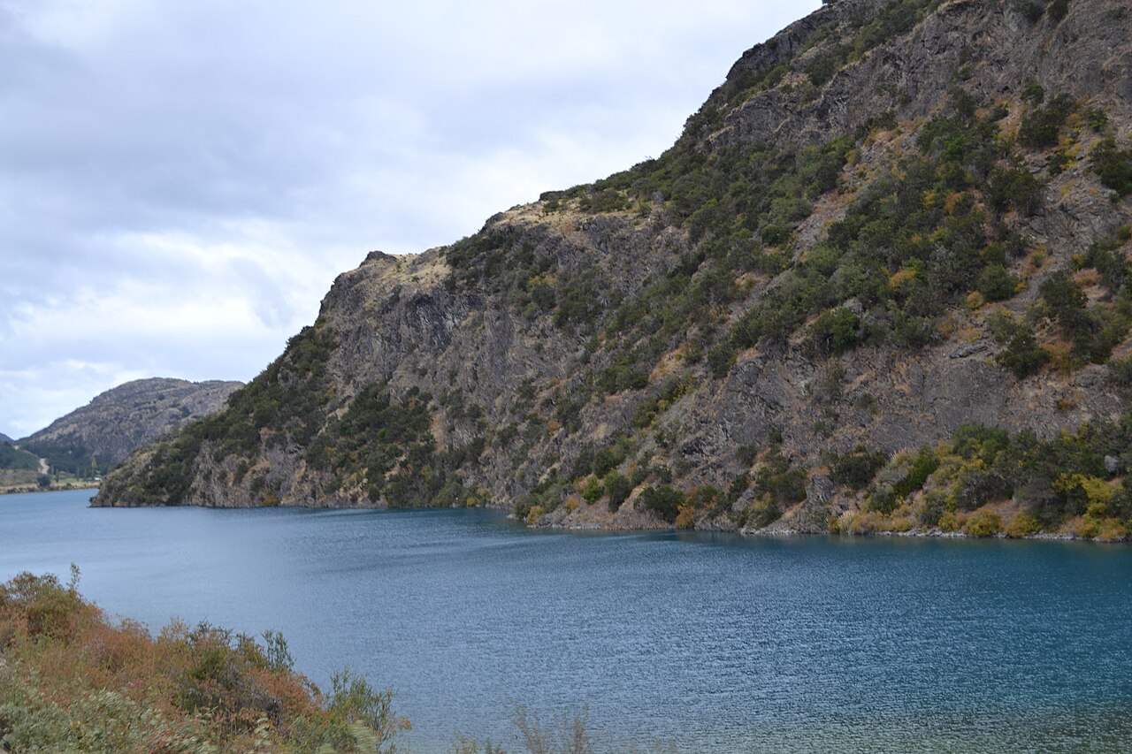 Turkusowa Río Baker przy Carretera Austral, poniżej Puerto Bertrand.