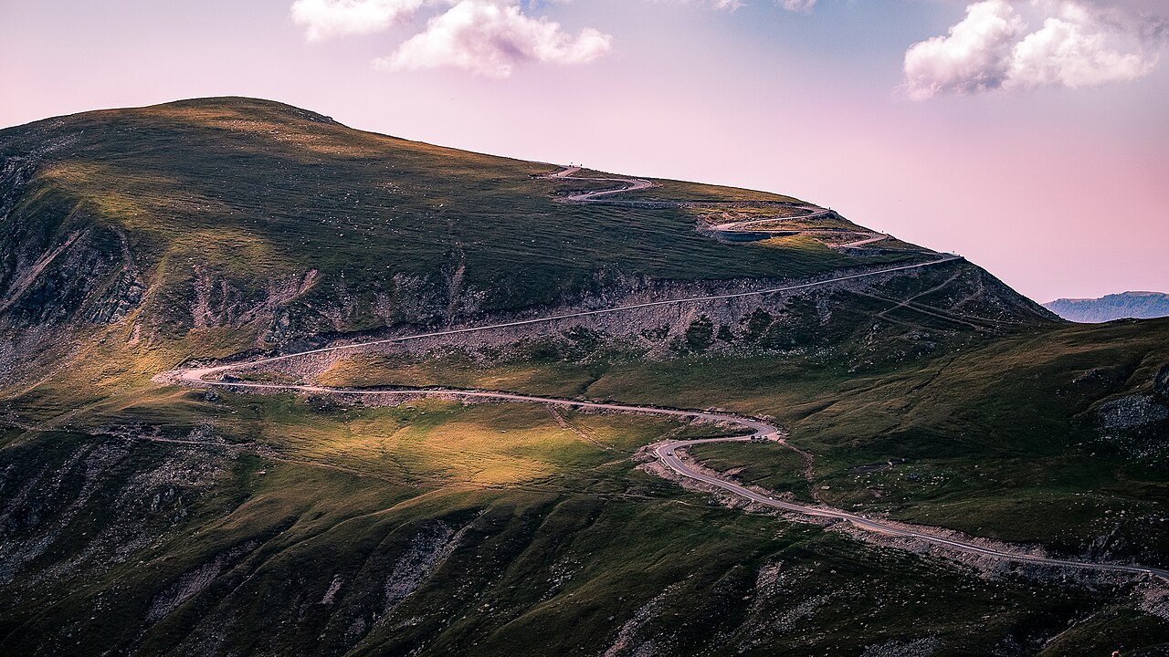Transalpina: Novaci – Rânca – przełęcz Urdele – Obârșia Lotrului – Sebeș (DN67C)