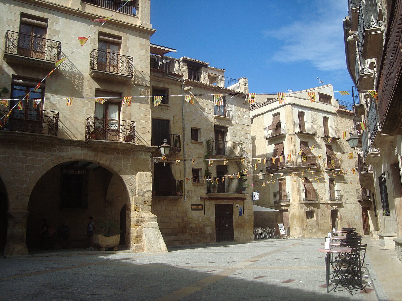 Calaceite (Calaceit) i Cretas (Queretes)